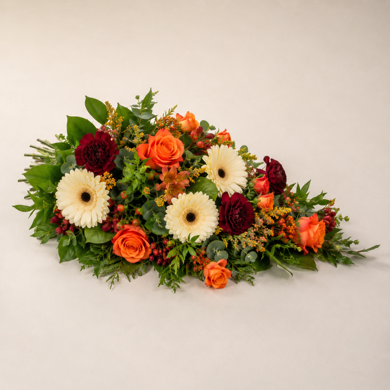 Orange & Creme Bårebuket | Varme Afskedsblomster Danmark