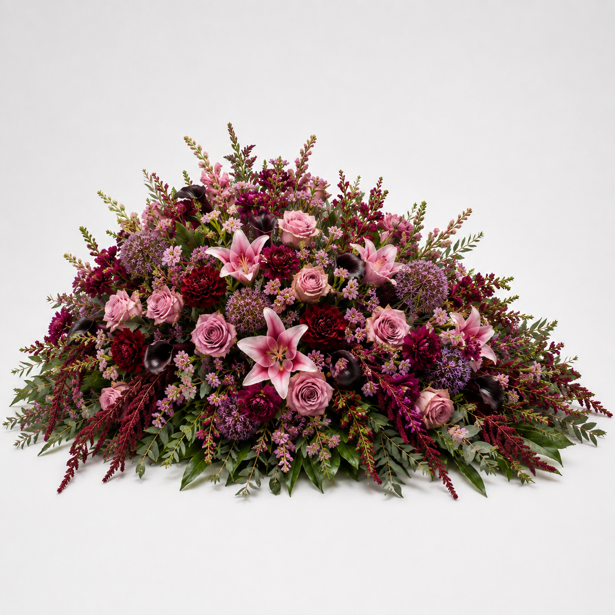Bordeaux & Lyserød Båredekoration | Begravelsesblomster