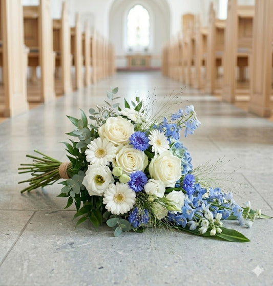 Blå & hvide begravelsesblomster | Kondolenceblomster