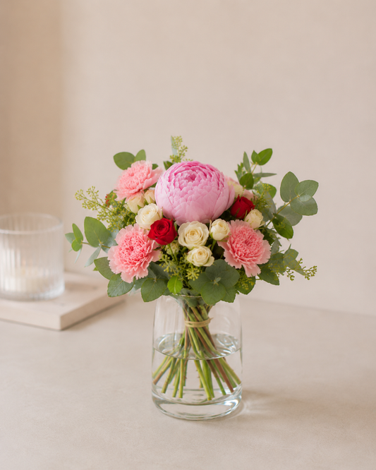 Florist’s Choice Bouquet | Send Fresh Flowers to Denmark