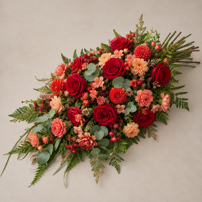 Rød & Fersken Bårebuket | Varme Kondolenceblomster Danmark