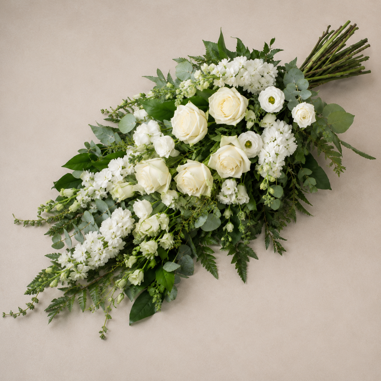 Klassisk Hvid Bårebuket | Elegante Kondolenceblomster Danmark