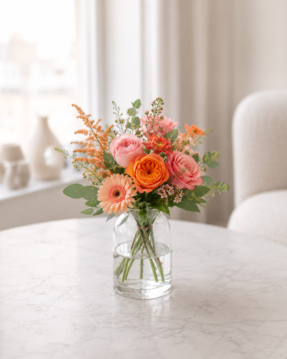 Rosa & orange buket | Send farverige blomster i Danmark