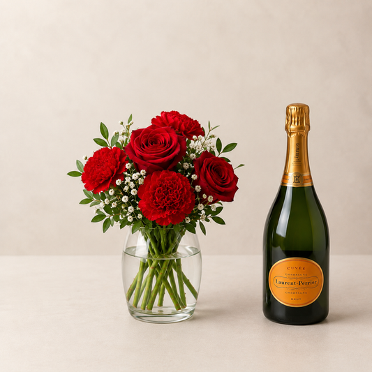 Luksuriøs rød rose- og nellikebuket med champagnegave
