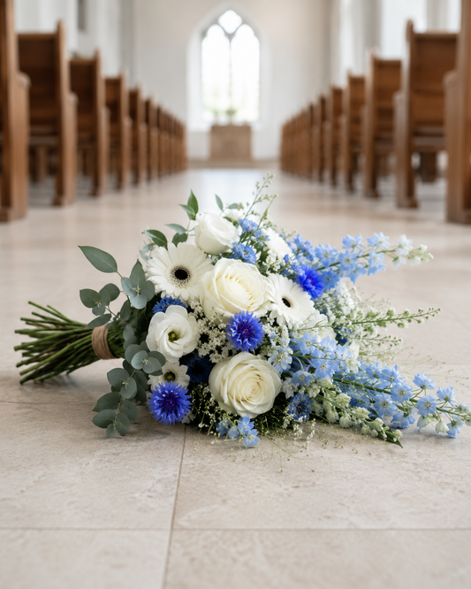 Blå & hvide begravelsesblomster | Kondolenceblomster
